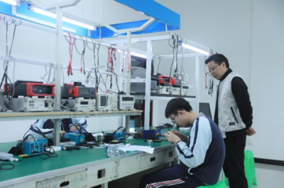 技能 让生活更美好——电子产品点亮青春之光